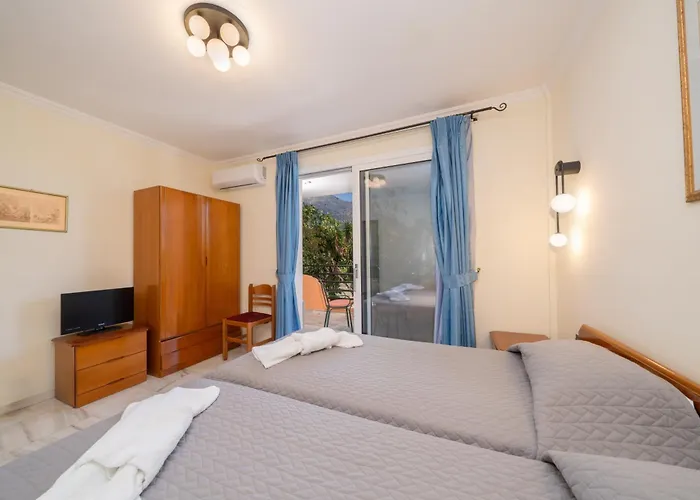 Odysseus Palace Aparthotel