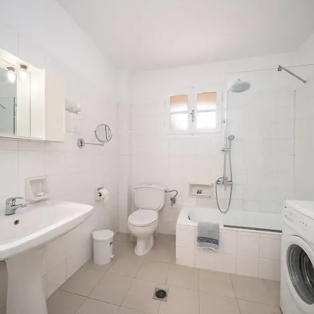 Odysseus Palace Aparthotel