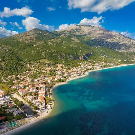 Odysseus Palace Apartahotel Poros (Kefalonia)