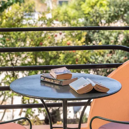 Odysseus Palace Appart hôtel Poros (Kefalonia)