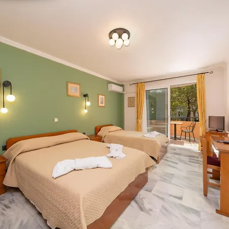 Odysseus Palace Appart hôtel Poros (Kefalonia)