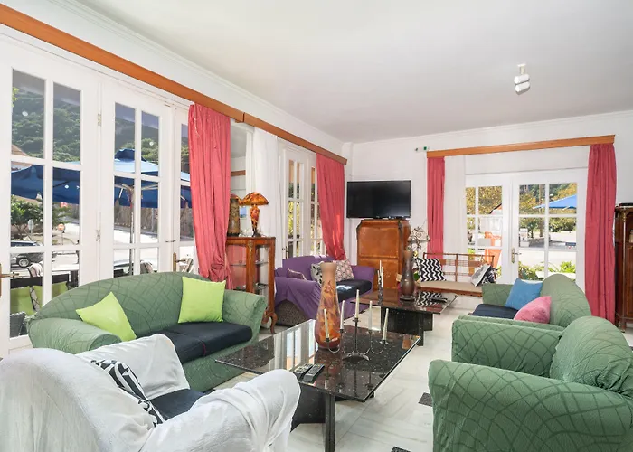 Aparthotel Odysseus Palace Poros (Kefalonia)