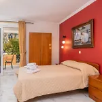 Odysseus Palace Apart Otel Poros (Kefalonia)