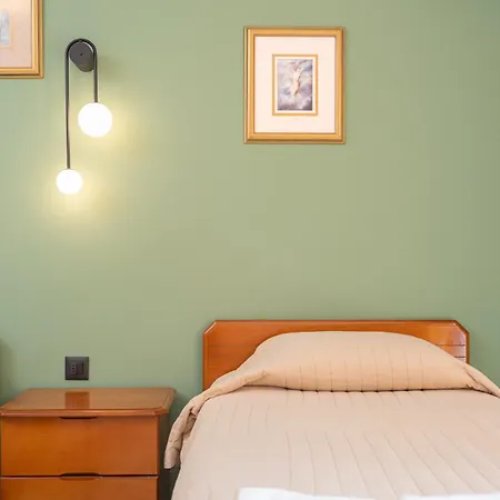 Odysseus Palace Aparthotel