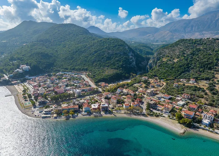 Odysseus Palace 4* Poros (Kefalonia)