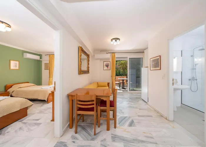 Odysseus Palace Hotel apartamentowy Poros (Kefalonia)