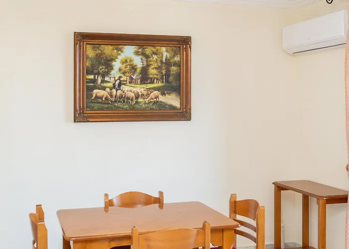 Odysseus Palace 4* Poros (Kefalonia)
