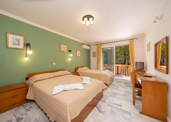 Odysseus Palace Hotel apartamentowy Poros (Kefalonia)